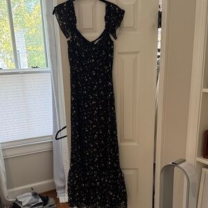 Reformation size 6 - Floral Black Maxi Dress